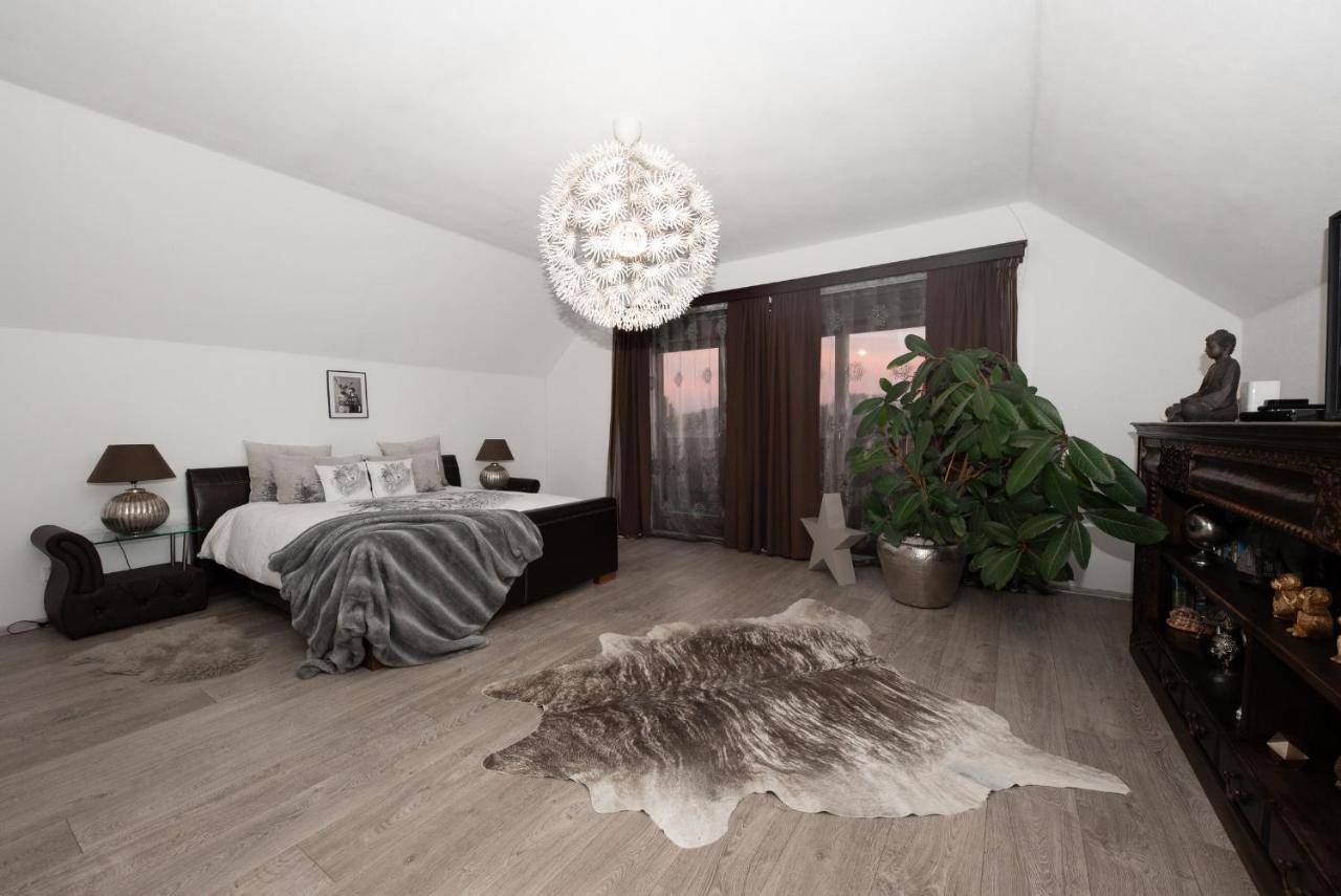 Farma Frantisek Hotell Stachy Exteriör bild